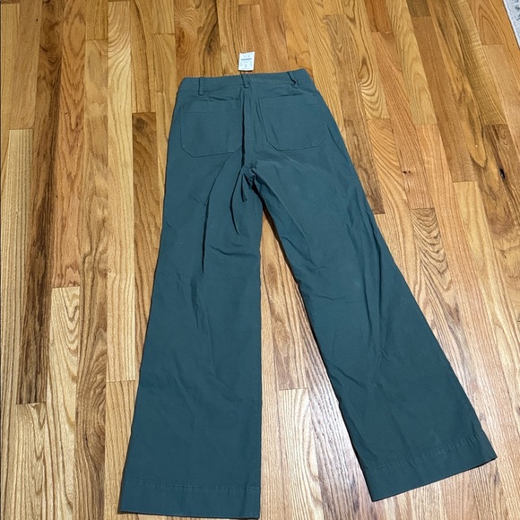 J.Crew Lizzie high-rise patch-pocket wide-leg pant in Pale Spinach - Picture 5 of 5